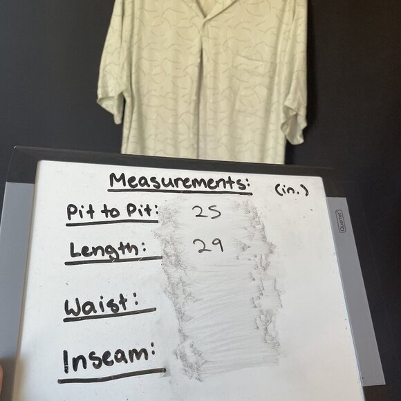 Axist Mens Silk Touch Short Sleeve Button-Up Shirt L Rayon Light Green Casual - Picture 5 of 6